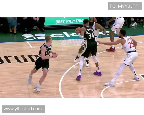 雄鹿与快船激战11月11日NBA赛场精彩对决值得期待