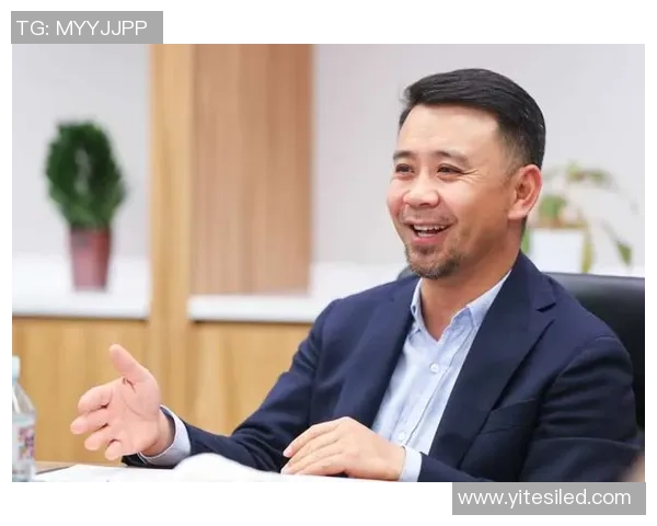 麦卡利斯特：从足球场上的传奇到商业领域的成功转型之路